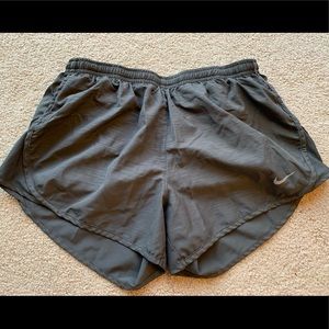 Nike Dri-Fit Gray Running Shorts Size Small